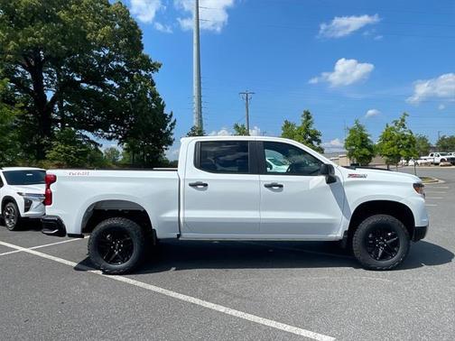 2025 Chevrolet Silverado 1500 Custom Trail Boss
