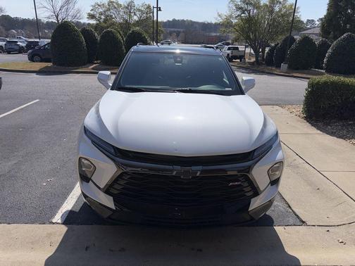 Iridescent Pearl Tricoat 2023 Chevrolet Blazer RS