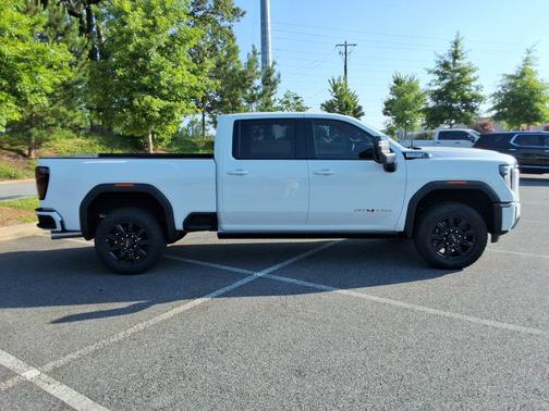 Summit White 2026 GMC Sierra 2500 AT4