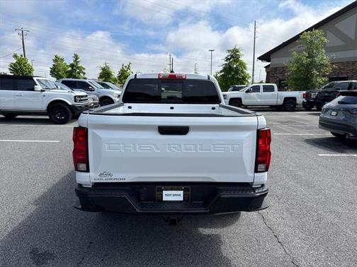 2025 Chevrolet Colorado WT