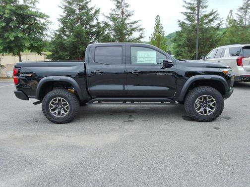 Black 2026 Chevrolet Colorado ZR2
