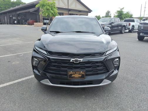 Black 2023 Chevrolet Blazer 2LT