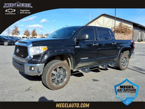 2017 Toyota Tundra SR5