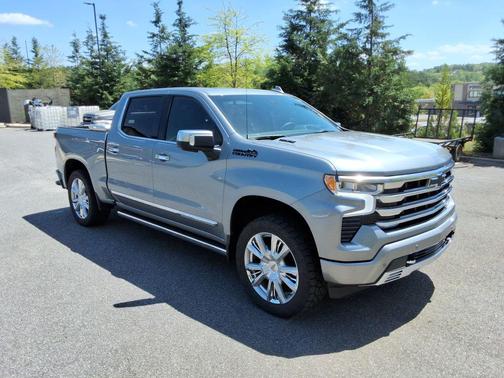 Sterling Gray Metallic 2025 Chevrolet Silverado 1500 High Country