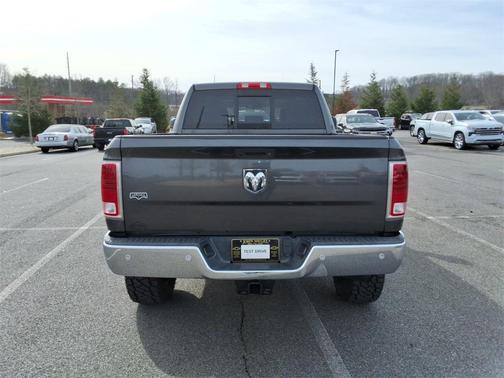 2018 RAM 2500 Laramie
