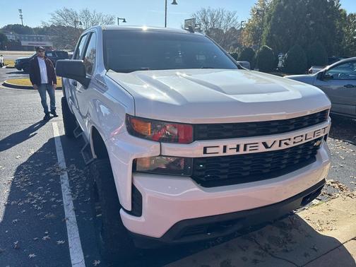 2020 Chevrolet Silverado 1500 Custom