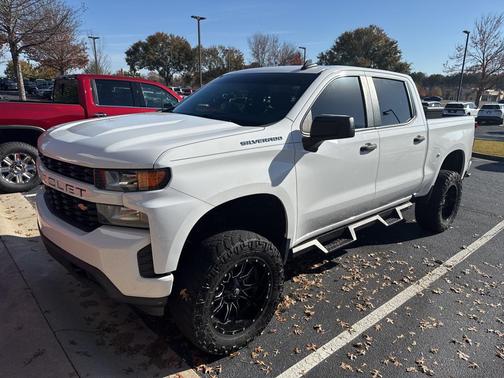 2020 Chevrolet Silverado 1500 Custom