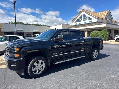Black 2019 Chevrolet Silverado 2500 LTZ