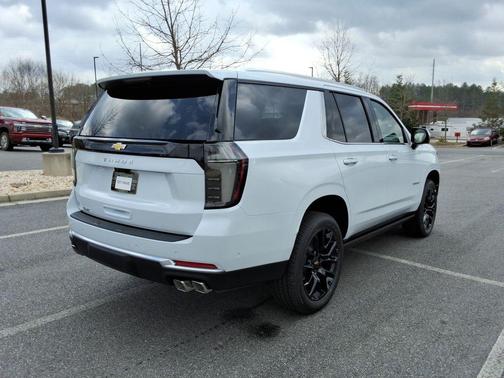 Polar White Tricoat 2026 Chevrolet Tahoe High Country