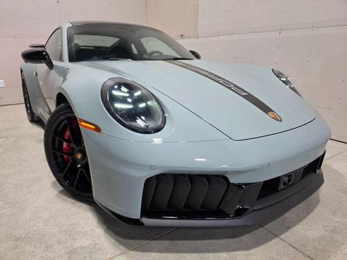 Shade Green Metallic 2025 Porsche 911 911 Carrera 4 GTS