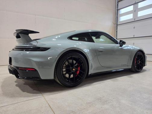 Shade Green Metallic 2025 Porsche 911 911 Carrera 4 GTS