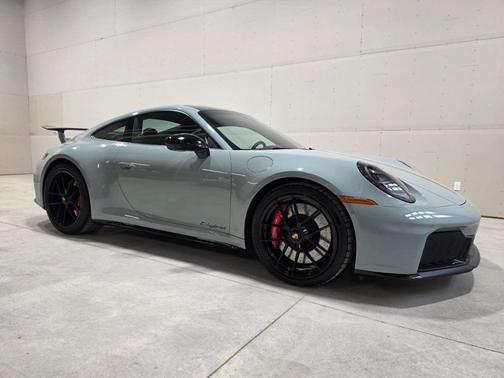 Shade Green Metallic 2025 Porsche 911 911 Carrera 4 GTS