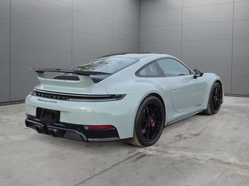 Shade Green Metallic 2025 Porsche 911 911 Carrera 4 GTS