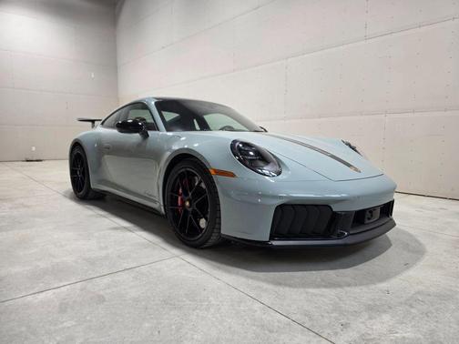 Shade Green Metallic 2025 Porsche 911 911 Carrera 4 GTS