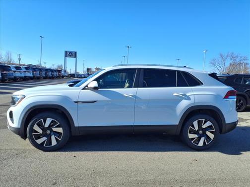 2025 Volkswagen Atlas Cross Sport 2.0T SE w/Technology 4MOTION