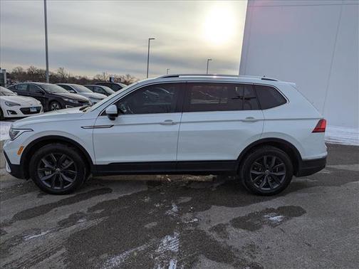 2023 Volkswagen Tiguan 2.0T SE 4MOTION