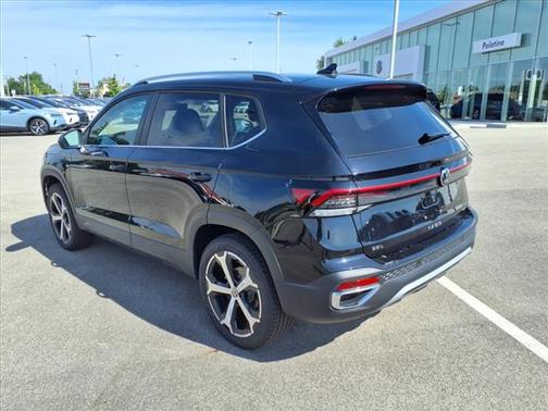 2025 Volkswagen Taos 1.5T SEL