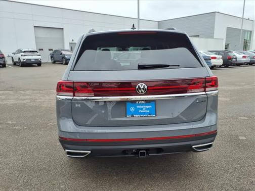 2025 Volkswagen Atlas 2.0T SE w/Technology 4MOTION