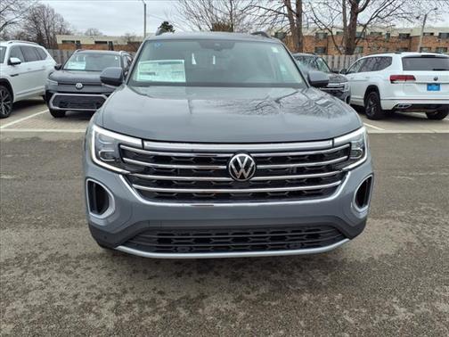 2025 Volkswagen Atlas 2.0T SE w/Technology 4MOTION