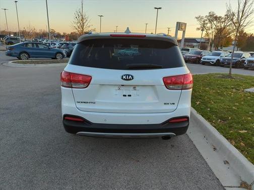 2016 Kia Sorento EX