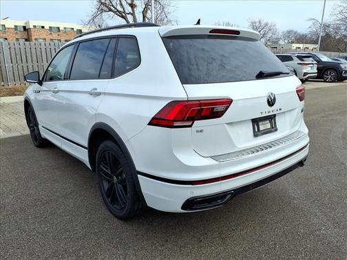 2022 Volkswagen Tiguan 2.0T SE R-Line Black 4MOTION