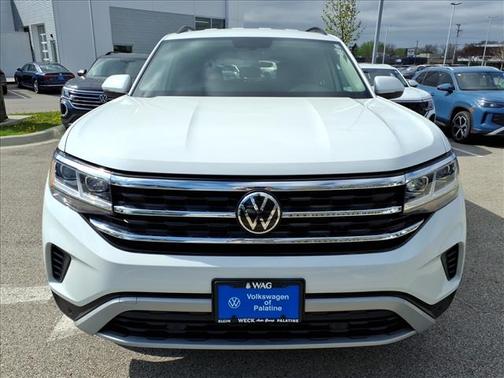 Pure White 2023 Volkswagen Atlas 2.0T SE w/Technology 4MOTION