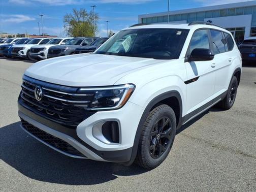 2025 Volkswagen Atlas 2.0T S