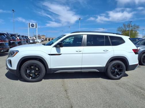 2025 Volkswagen Atlas 2.0T S