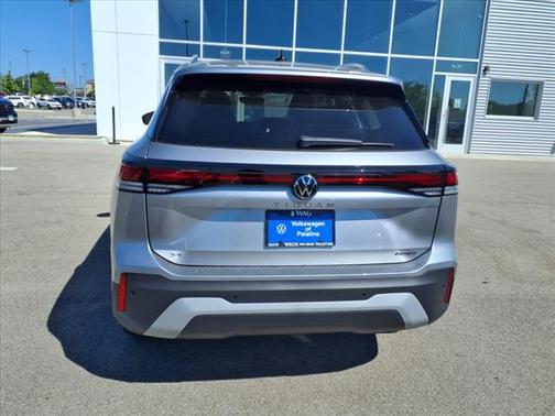 2025 Volkswagen Tiguan 2.0T SE 4MOTION