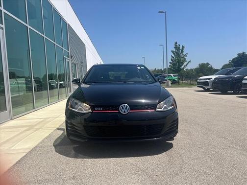 Deep Black Pearl 2016 Volkswagen Golf GTI 2.0T S 4-Door