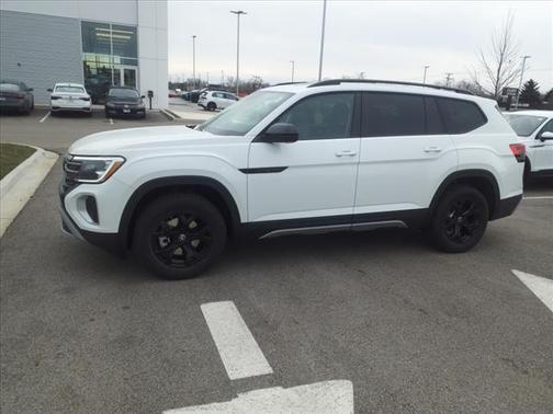 2025 Volkswagen Atlas 2.0T S