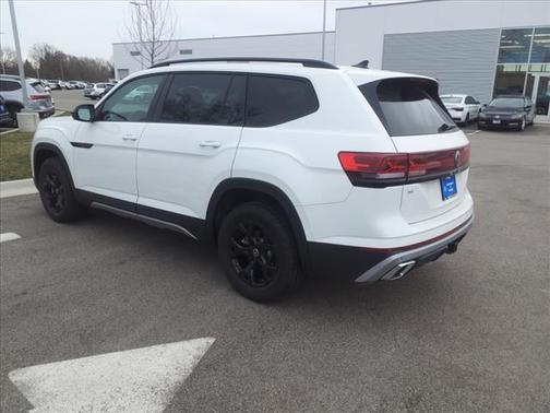 2025 Volkswagen Atlas 2.0T S