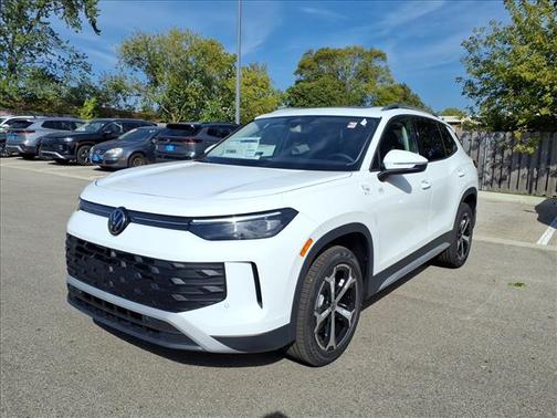2025 Volkswagen Tiguan 2.0T SE 4MOTION