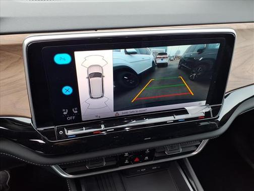 2026 Volkswagen Atlas 2.0T SE w/Technology 4MOTION