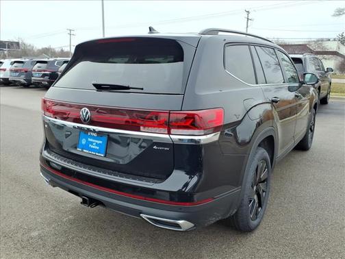 2026 Volkswagen Atlas 2.0T SE w/Technology 4MOTION