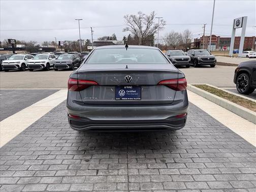 2024 Volkswagen Jetta 1.5T SE