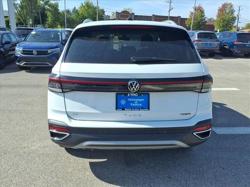 2025 Volkswagen Taos 1.5T SE
