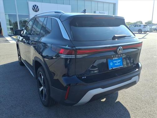2025 Volkswagen Tiguan 2.0T SE 4MOTION