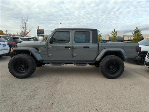 2022 Jeep Gladiator Sport S