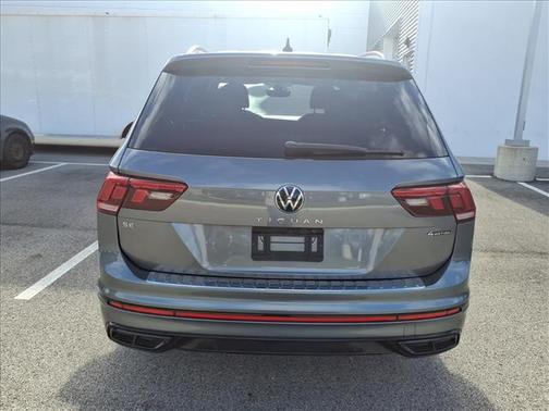 2022 Volkswagen Tiguan 2.0T SE R-Line Black 4MOTION