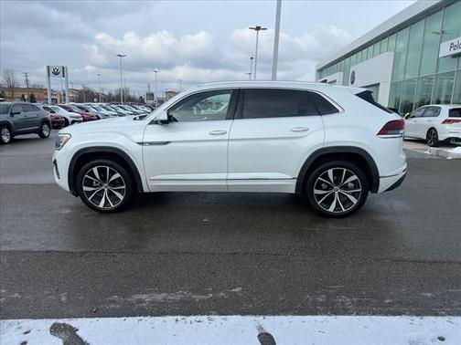 2024 Volkswagen Atlas Cross Sport 2.0T SEL Premium R-Line 4MOTION