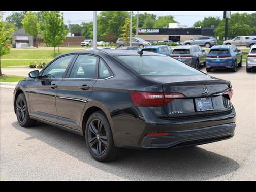 2023 Volkswagen Jetta 1.4T SE