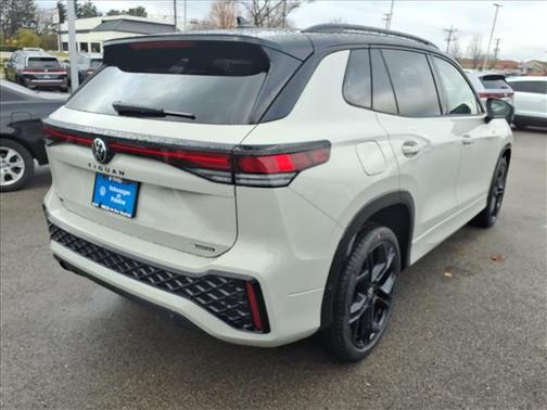 2026 Volkswagen Tiguan 2.0T SE R-Line Black 4MOTION