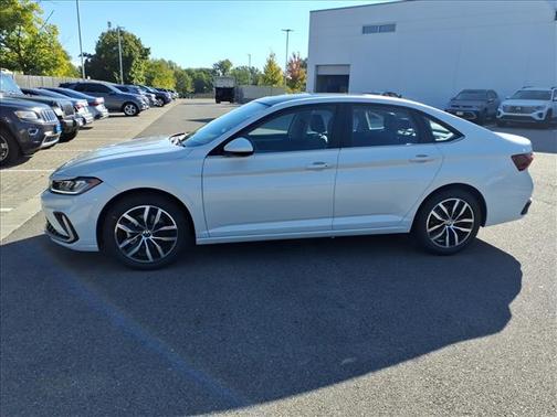 2026 Volkswagen Jetta 1.4T SE