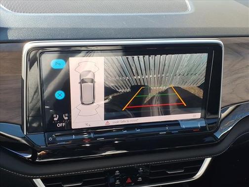 2026 Volkswagen Atlas 2.0T SE w/Technology 4MOTION