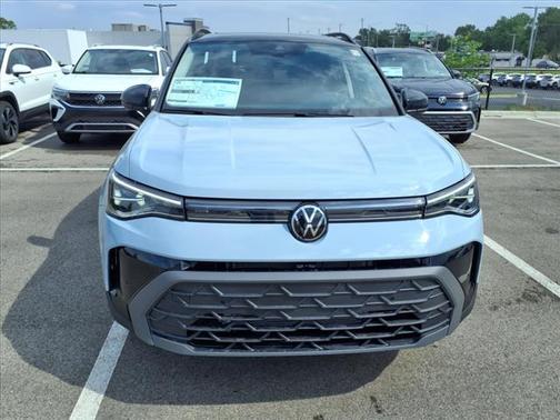 2025 Volkswagen Taos SE BLACK 4MOTION