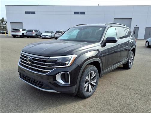 2025 Volkswagen Atlas 2.0T SE