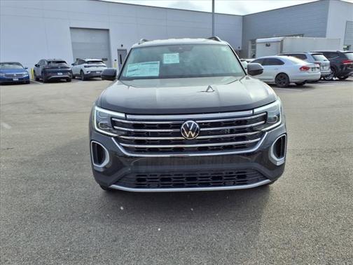 2025 Volkswagen Atlas 2.0T SE