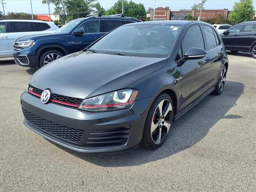 2017 Volkswagen Golf GTI 2.0T SE 4-Door