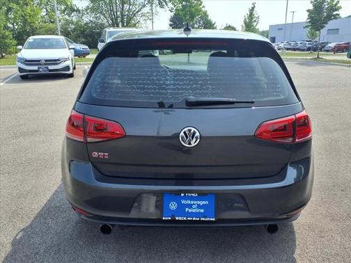 2017 Volkswagen Golf GTI 2.0T SE 4-Door